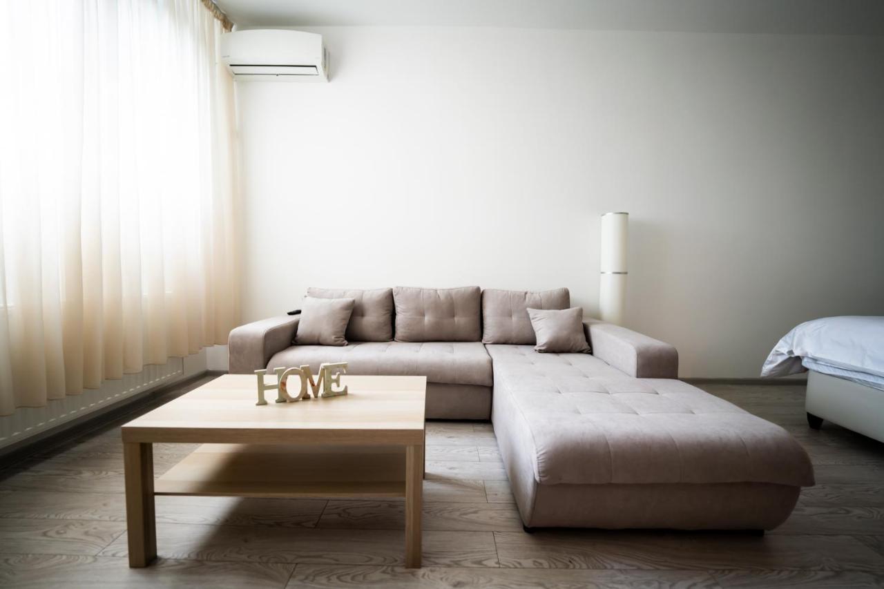 Feels Like Home Studio Bucureşti Ngoại thất bức ảnh