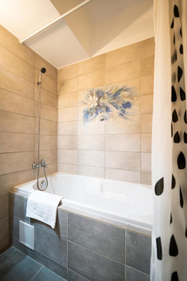 Feels Like Home Studio Bucureşti Ngoại thất bức ảnh